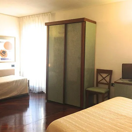 Degli Oleandri Hotel Sirmione