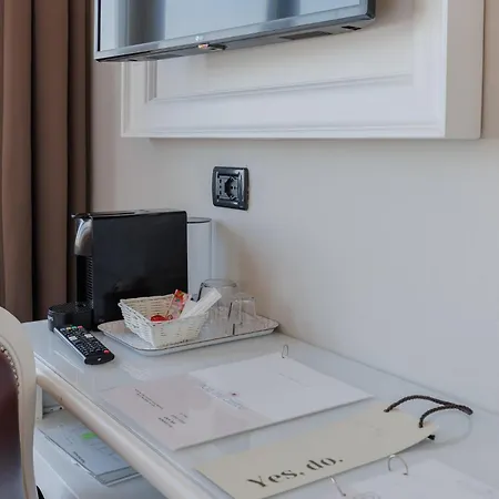 Hotel Degli Oleandri 3*