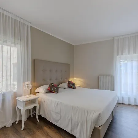 Hotel Degli Oleandri 3*