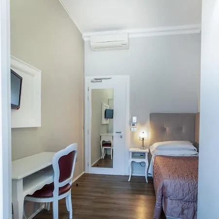 Degli Oleandri Ξενοδοχείο 3*