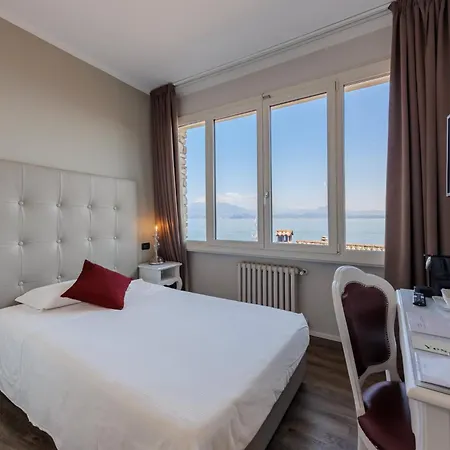 Degli Oleandri 3* Σιρμιόνε