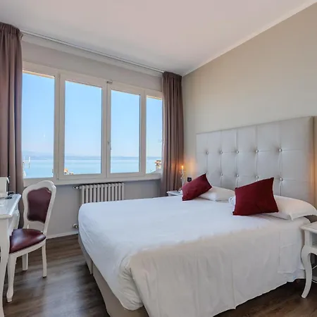 Degli Oleandri 3* Σιρμιόνε