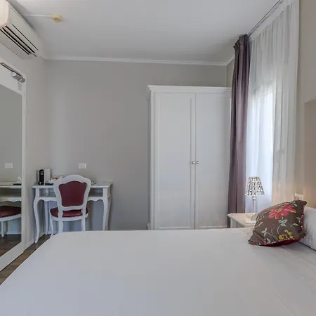 Degli Oleandri Ξενοδοχείο 3*