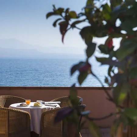 Ξενοδοχείο Degli Oleandri 3*